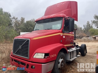 2014 Volvo Vnm 2014 Volvo VNM 4x2 S/A Day Cab Truck Tractor (Inoperable)