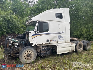 2007 Volvo Vnl 2007 Volvo VNL 6x4 T/A Sleeper Truck Tractor (Inoperable)