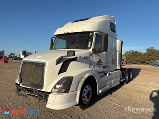 2015 Volvo Vnl 670 2015 Volvo VNL670 6x4 T/A Sleeper Truck Tractor