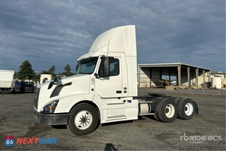 2018 Volvo Vnl 300 2018 Volvo VNL300 6x4 T/A Day Cab Truck Tractor