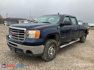 2008 GMC Sierra 2500 Hd 2008 GMC Sierra 2500HD 4x4 Crew Cab Pickup