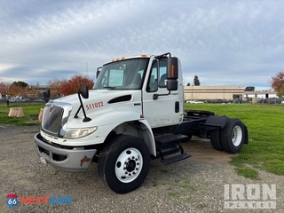 2012 International 4400 2012 International 4400 4x2 S/A Day Cab Truck Tractor