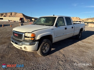 2007 GMC Sierra 2500 Hd 2007 GMC Sierra 2500HD 4x4 Crew Cab Pickup