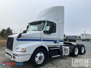 2015 Volvo Vnr 64 T 2015 Volvo VNR64T 6x4 T/A Day Cab Truck Tractor (Inoperable)