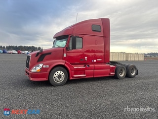 2014 Volvo Vnl 670 2014 Volvo VNL670 6x4 T/A Sleeper Truck Tractor