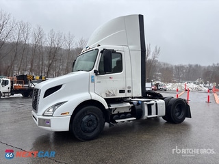 2022 Volvo Vnr 2022 Volvo VNR 4x2 S/A Day Cab Truck Tractor