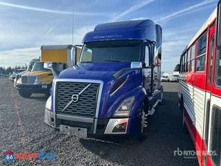 2022 Volvo Vnl 860 2022 Volvo VNL860 6x4 T/A Sleeper Truck Tractor (Inoperable)