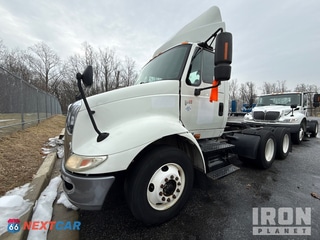 2005 International 8600 2005 International 8600 6x4 T/A Day Cab Truck Tractor