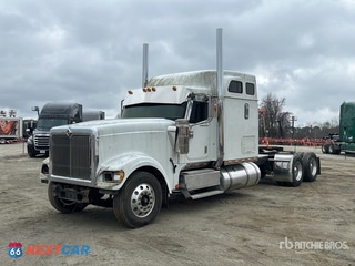 2006 International 9900 I 2006 International 9900i 6x4 T/A Sleeper Truck Tractor