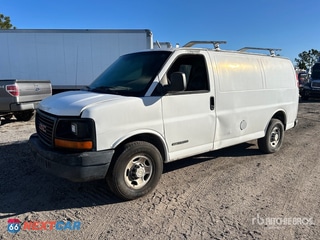 2005 GMC Savana 2500 2005 GMC Savana 2500 Cargo Van (Inoperable)