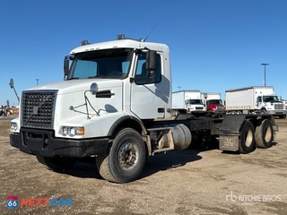 2009 Volvo Vhd 2009 Volvo VHD 6x4 T/A Day Cab Truck Tractor