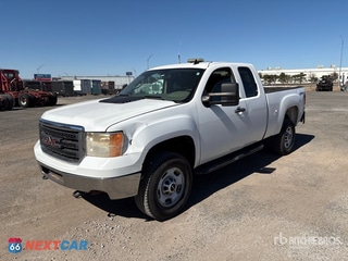 2013 GMC Sierra 2500 Hd 2013 GMC Sierra 2500HD 4x4 Extended Cab Pickup
