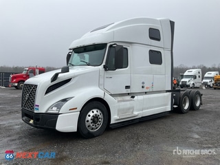 2019 Volvo Vnl 860 2019 Volvo VNL860 6x4 T/A Sleeper Truck Tractor
