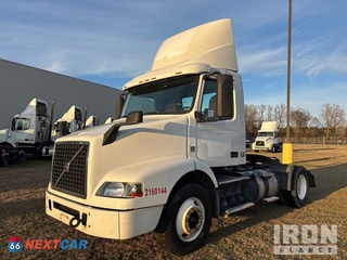 2016 Volvo Vnm 2016 Volvo VNM 4x2 S/A Day Cab Truck Tractor