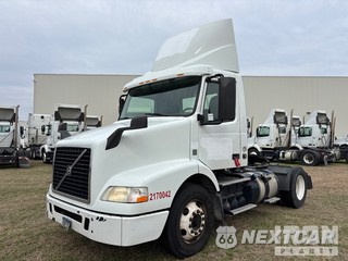2017 Volvo Vnm 2017 Volvo VNM 4x2 S/A Day Cab Truck Tractor