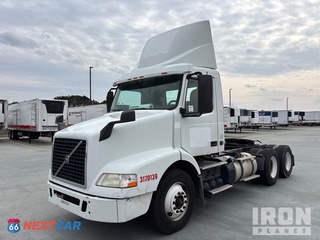 2017 Volvo Vnm 2017 Volvo VNM 6x4 T/A Day Cab Truck Tractor
