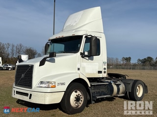 2017 Volvo Vnm 2017 Volvo VNM 4x2 S/A Day Cab Truck Tractor