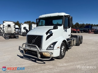 2018 Volvo Vnr 300 2018 Volvo VNR300 6x4 T/A Day Cab Truck Tractor