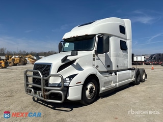 2022 Volvo Vnl 860 2022 Volvo VNL860 6x4 T/A Sleeper Truck Tractor