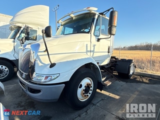 2007 International 8600 2007 International 8600 4x2 S/A Day Cab Truck Tractor (Inoperable)