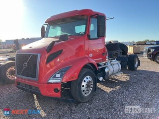 2021 Volvo Vnr 2021 Volvo VNR 6x2 T/A Day Cab Truck Tractor (Inoperable)