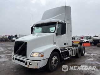 2017 Volvo Vnm 2017 Volvo VNM 6x4 T/A Day Cab Truck Tractor