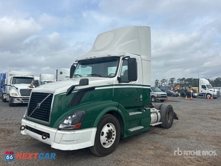 2013 Volvo Vnl 2013 Volvo VNL 4x2 S/A Day Cab Truck Tractor