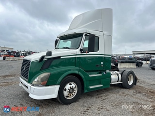 2012 Volvo Vnl 2012 Volvo VNL 4x2 S/A Day Cab Truck Tractor