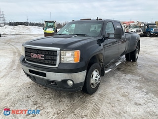 2011 GMC Sierra 3500 Hd 2011 GMC Sierra 3500HD 4x4 Crew Cab Pickup