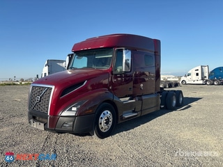 2022 Volvo Vnl 740 2022 Volvo VNL740 6x4 T/A Sleeper Truck Tractor