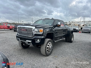 2017 GMC Sierra 3500 Hd 2017 GMC Sierra 3500HD Denali Denial HD 4x4 Crew Cab Pickup (Inoperable)