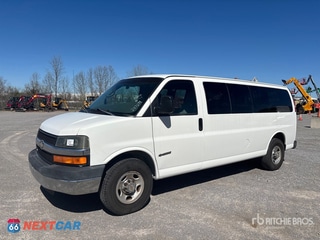 2004 Chevrolet Express 3500 2004 Chevrolet Express 3500 14 Passenger Van