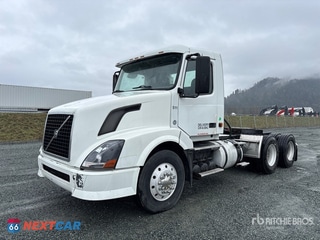 2007 Volvo Vnl 2007 Volvo VNL 6x4 T/A Day Cab Truck Tractor