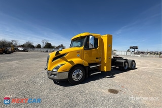 2020 Volvo Vnl 2020 Volvo VNL CNG 6x4 T/A Day Cab Truck Tractor