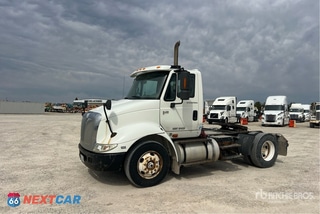 2007 International 8600 2007 International 8600 4x2 S/A Day Cab Truck Tractor