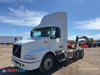 2016 Volvo Vnm 2016 Volvo VNM 6x4 T/A Day Cab Truck Tractor