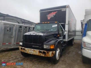 2000 INTERNATIONAL 4000 4700