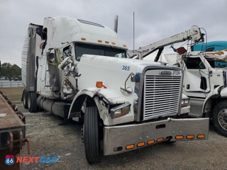2000 FREIGHTLINER CONVENTIONAL FLD120