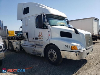 2001 VOLVO VN VNL