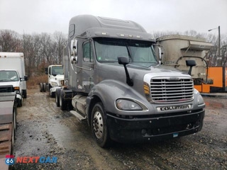 2005 FREIGHTLINER CONVENTIONAL COLUMBIA