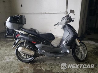 2003 PIAGGIO BV 200