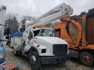 2004 FREIGHTLINER MEDIUM CONVENTIONAL FL80
