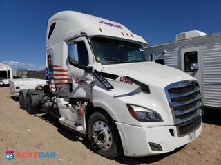 2020 FREIGHTLINER CASCADIA 126
