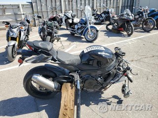 2024 SUZUKI GSX-R600
