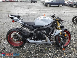 2023 SUZUKI GSX-R750