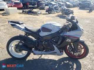 2023 SUZUKI GSX-R750