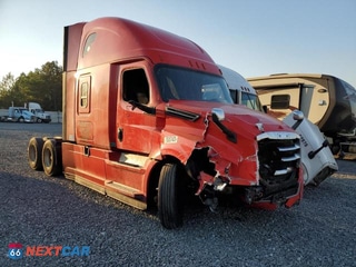 2019 FREIGHTLINER CASCADIA 126