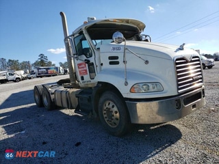 2014 MACK 600 CXU600