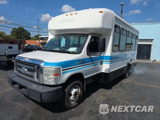 2014 Ford Super Duty E-450 Cutaway DRW