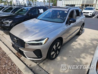 2024 Volvo XC60 Recharge Plug-In Hybrid T8 Plus Dark Theme